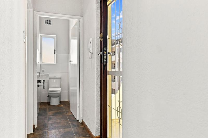 3 Bedroom Property for Sale in Plumstead Western Cape